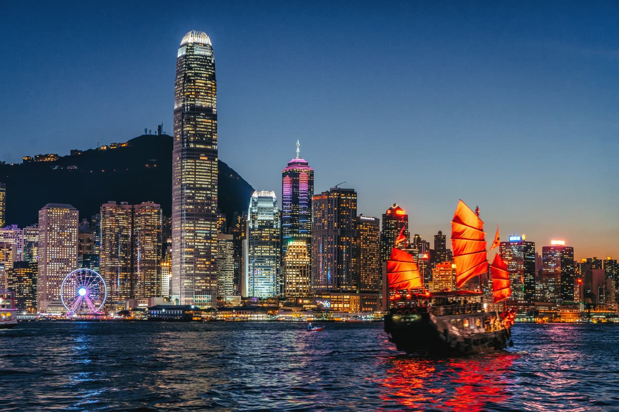 Company registration in Hong Kong — Emerhub local team