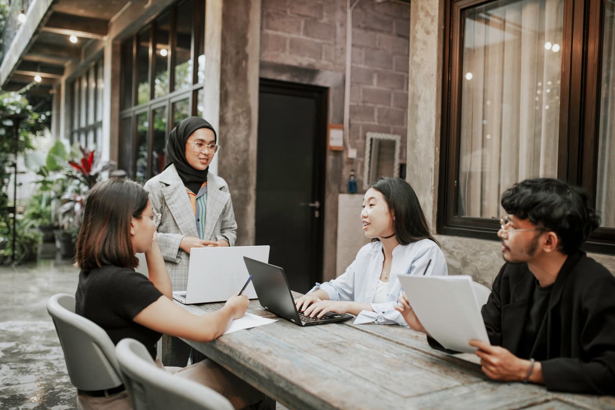 Payroll management Indonesia