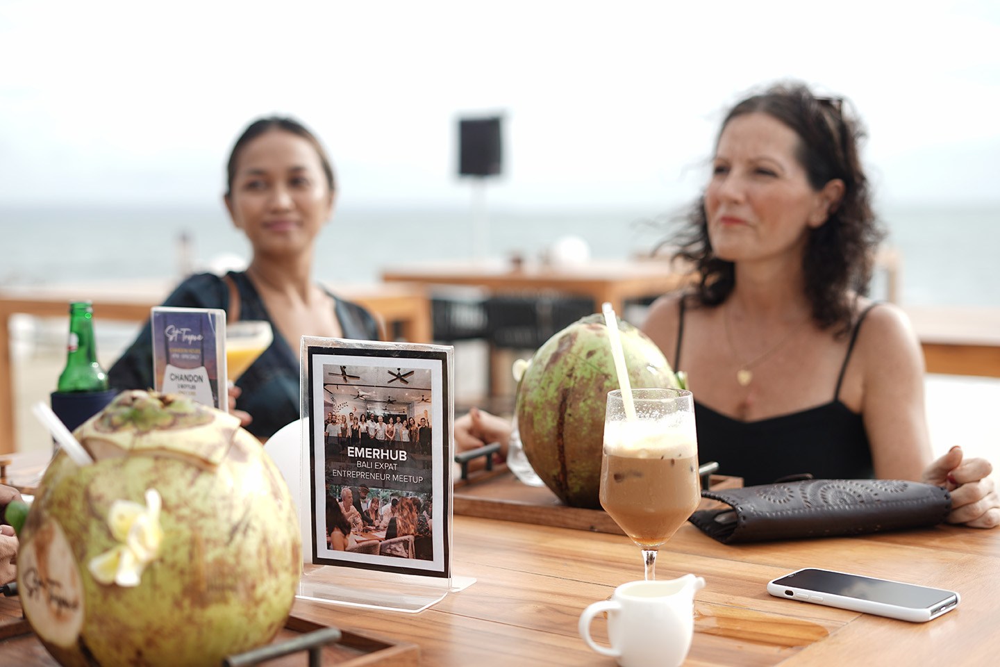 An expat meetup in Bali in 2022, hosted by Emerhub.